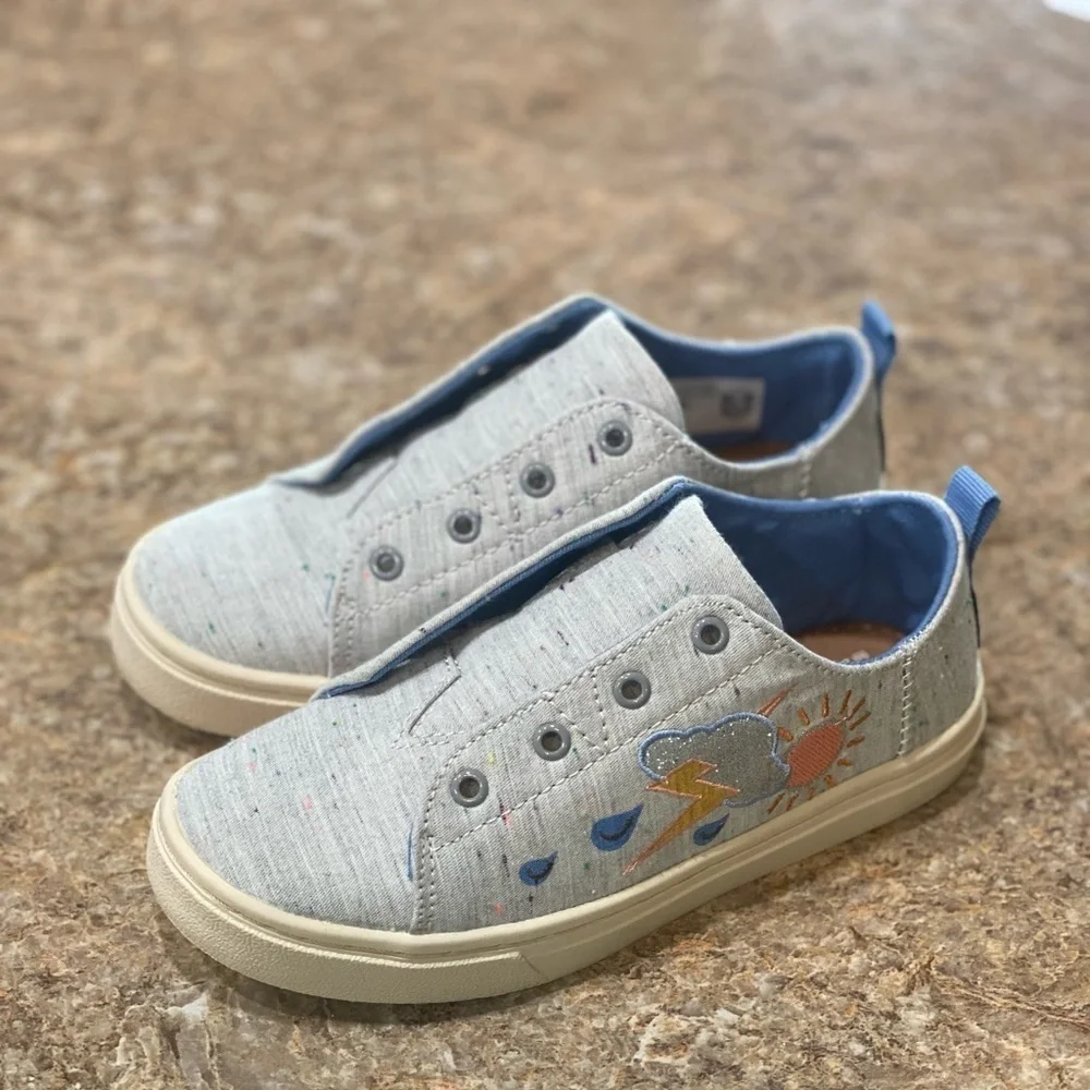Toms Shoes